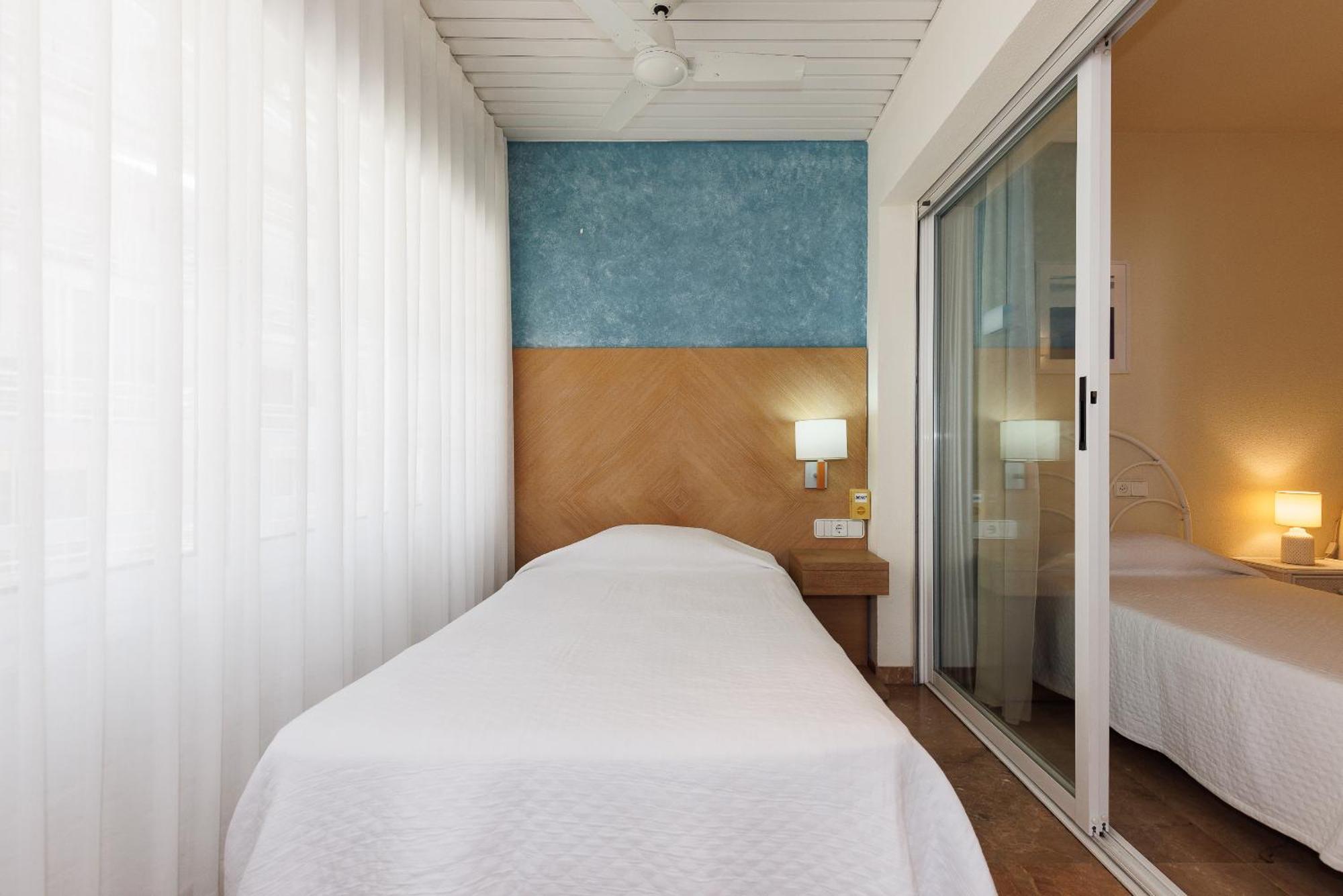 Uhc Center Apartments Salou Kültér fotó