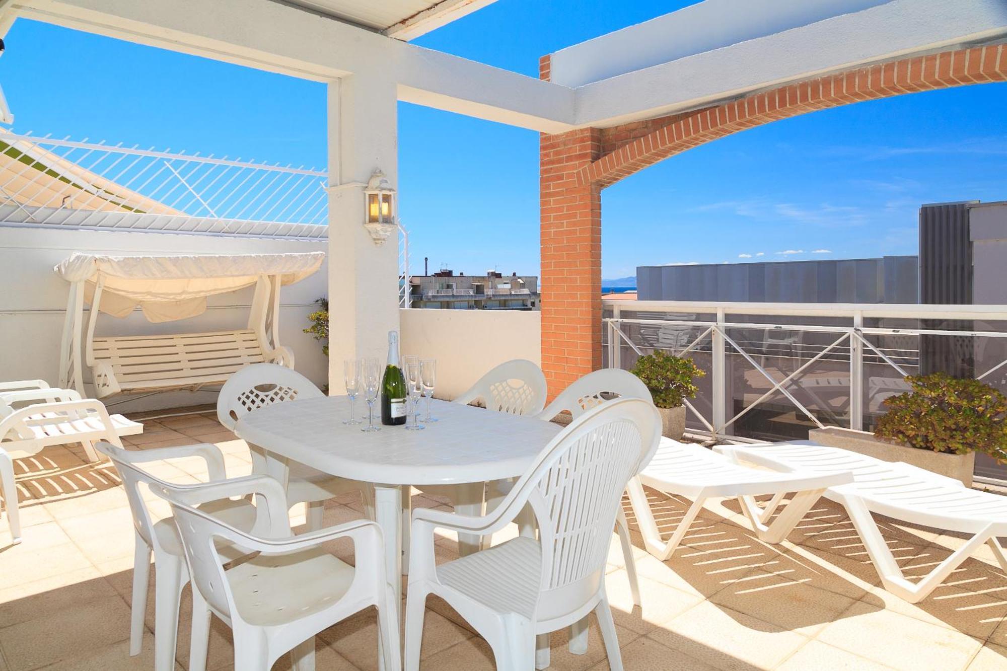 Uhc Center Apartments Salou Szoba fotó