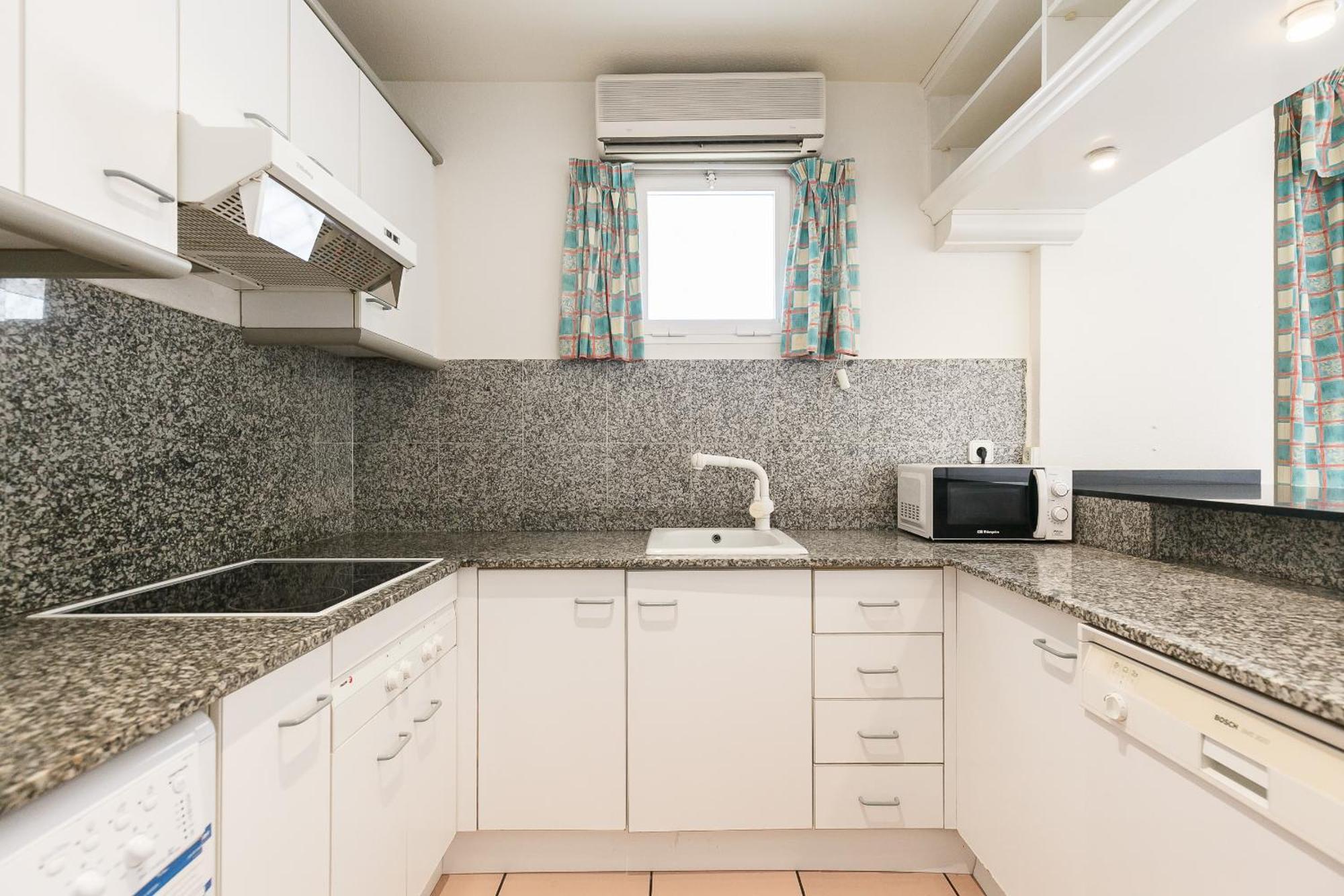 Uhc Center Apartments Salou Szoba fotó