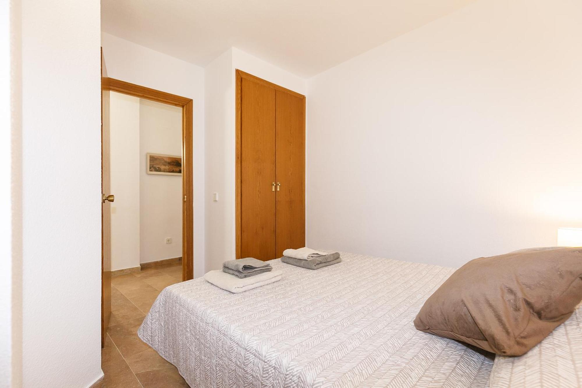 Uhc Center Apartments Salou Szoba fotó