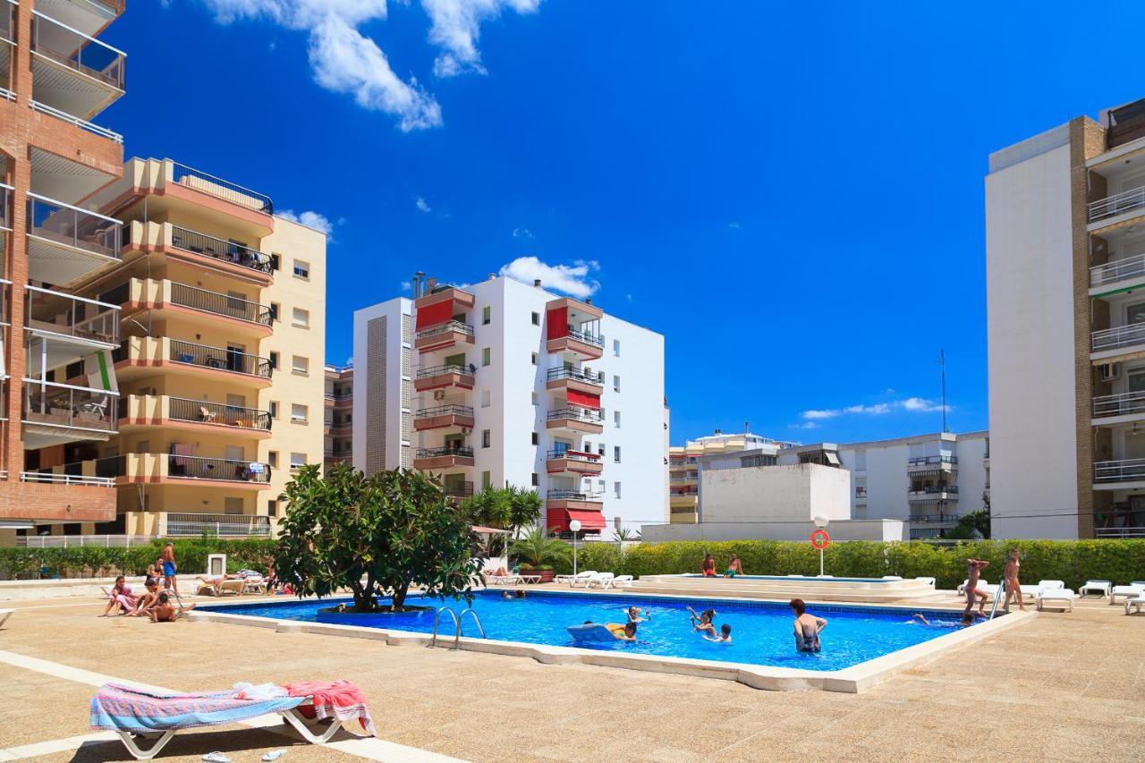 Uhc Center Apartments Salou Kültér fotó